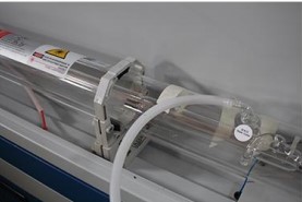 CO2 FABTEC HT-1610  
 Принцип работы лазерной трубки RECI 
 
 
 Представляет собой стеклянную колбу, заполненную газовой смесью, состоящей из диоксида углерода (CO₂), азота (N₂) и гелия (He)  Внутри трубки расположены два зеркала: одно полност...