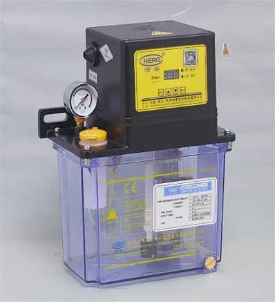 INTERLASER PRO C3015 12000  Автоматическая система смазки по осям X1, X2, Y, Z Станок оснащен централизованной автоматической системой подачи смазочной жидкости, что упрощает его обслуживание  Автоматическая система смазки повышает надежность напр...